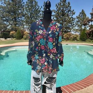 StitchFix Floral Blouse💜